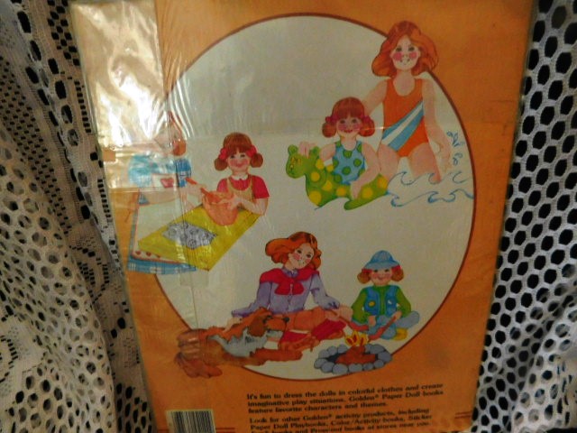 My Little Sister PAPER DOLL 1983 Pre-cut Fasions & 2 Dolls Unused New Vintage 